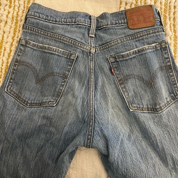 Levi’s 501 Wedgie fit - light blue wash, size 27 - Picture 1 of 3